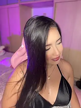 Emiily Moore1 online show from July 14, 2026, 11:33 pm
