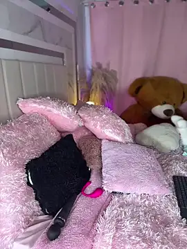 Snapshot of Emiily_Moore1 chatting on September 25, 2025, 3:12 am Emiily Moore1 online show from September 25, 2025, 3:12 am