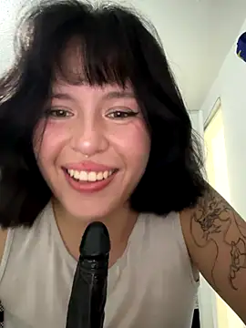 Snapshot of aliciia_23 chatting on September 28, 2025, 5:36 am aliciia 23 online show from September 28, 2025, 5:36 am