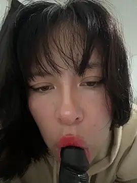 Snapshot of aliciia_23 chatting on October 7, 2025, 4:35 am aliciia 23 online show from October 7, 2025, 4:35 am