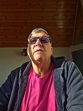 Martintxu1959 online show from September 16, 2025, 11:44 am