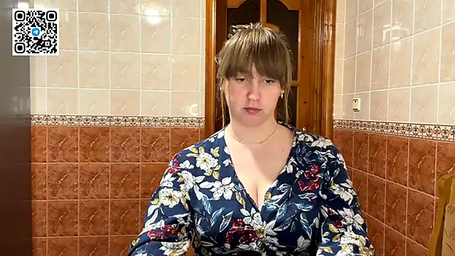 MaroonMoon  online show from February 12, 2026, 9:03 pm