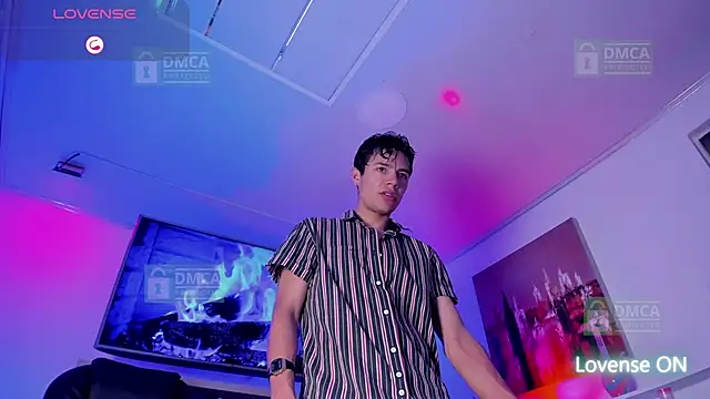 Snapshot of Briam_Hornet_ chatting on September 22, 2025, 8:59 pm Briam Hornet online show from September 22, 2025, 8:59 pm