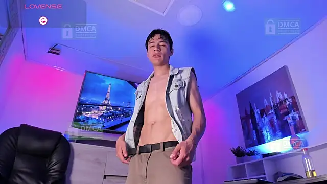 Snapshot of Briam_Hornet_ chatting on September 26, 2025, 9:10 pm Briam Hornet online show from September 26, 2025, 9:10 pm