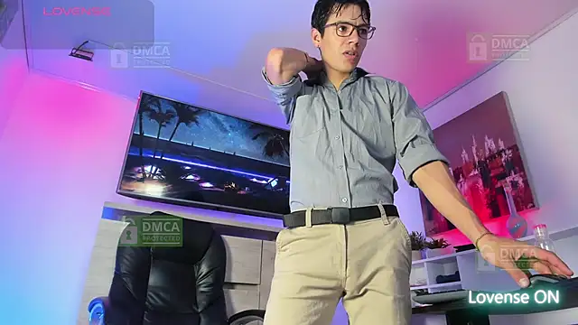 Snapshot of Briam_Hornet_ chatting on September 25, 2025, 8:59 pm Briam Hornet online show from September 25, 2025, 8:59 pm