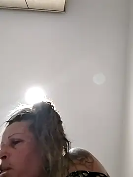 canariamorbosa online show from September 19, 2025, 11:31 pm