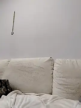 canariamorbosa online show from October 19, 2025, 10:12 pm