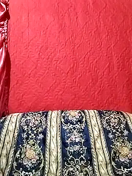 Snapshot of Vyxen__ chatting on September 23, 2025, 3:57 am Vyxen   online show from September 23, 2025, 3:57 am