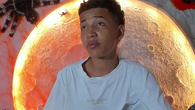  Noah19 online show from October 21, 2025, 6:40 pm