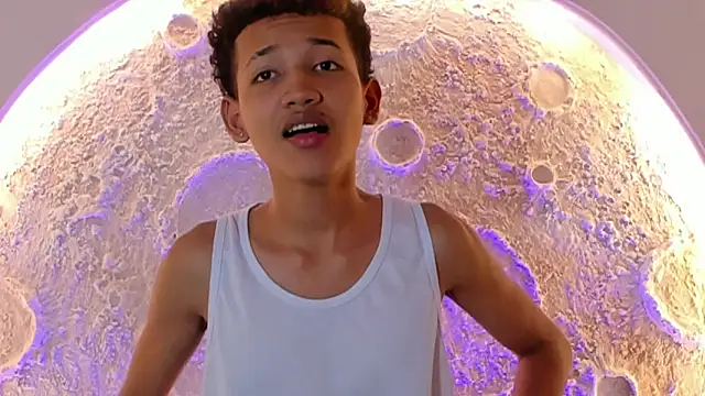  Noah19 online show from October 10, 2025, 1:12 pm