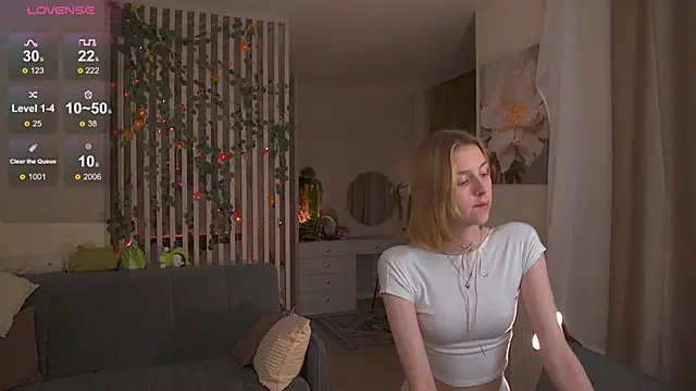 sofiapurex online show from November 13, 2025, 9:08 pm