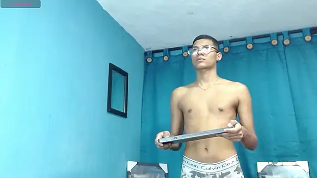 zambrano444 online show from September 10, 2025, 9:03 pm