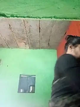 Manavi x online show from February 23, 2026, 2:57 am