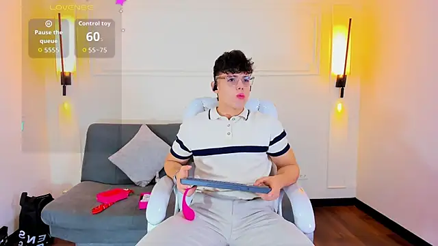 Snapshot of Jhoumod_21 chatting on September 29, 2025, 12:33 pm Jhoumod 21 online show from September 29, 2025, 12:33 pm