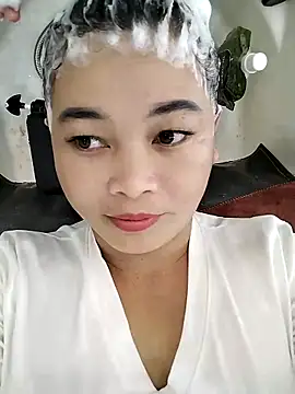 Snapshot of Lyly_nuce chatting on October 15, 2025, 6:22 am Lyly nuce online show from October 15, 2025, 6:22 am