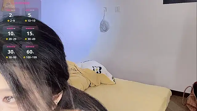 medusanamei online show from October 18, 2025, 1:02 pm