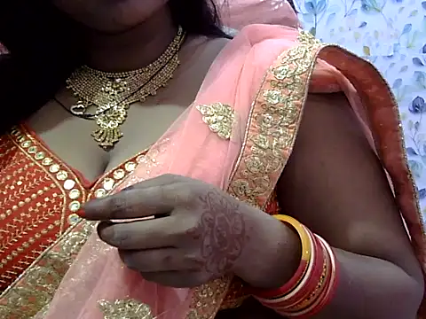 Snapshot of Rooshami_hot01 chatting on October 10, 2025, 4:52 pm Rooshami hot01 online show from October 10, 2025, 4:52 pm