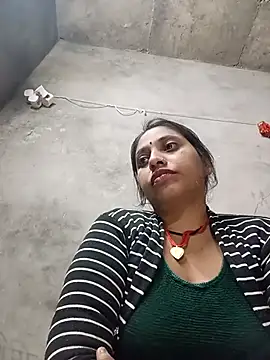 Snapshot of Sandhya_x chatting on November 3, 2025, 4:43 pm Sandhya x online show from November 3, 2025, 4:43 pm