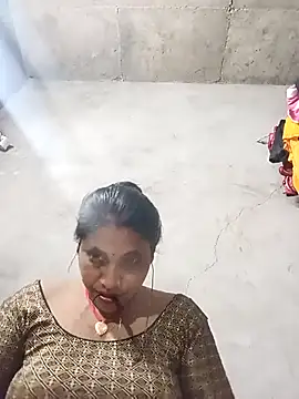 Snapshot of Sandhya_x chatting on October 7, 2025, 7:37 pm Sandhya x online show from October 7, 2025, 7:37 pm