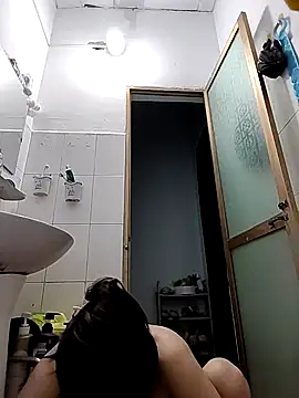 simsim-00 online show from November 10, 2025, 8:03 pm