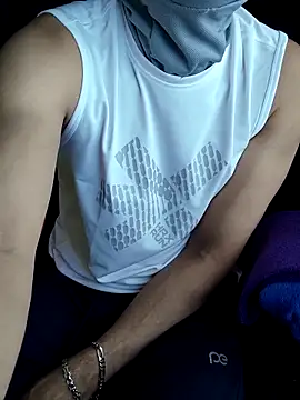 chocolate alone online show from October 15, 2025, 6:33 am