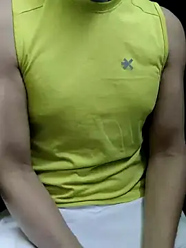 Snapshot of chocolate_alone chatting on February 4, 2026, 11:16 am chocolate alone online show from February 4, 2026, 11:16 am