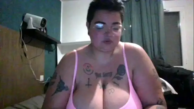 PirateXL online show from April 2, 2026, 10:49 pm