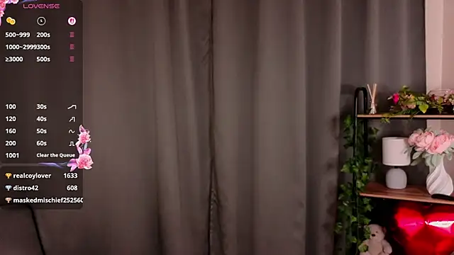 AnnieKim  online show from April 18, 2026, 7:07 pm