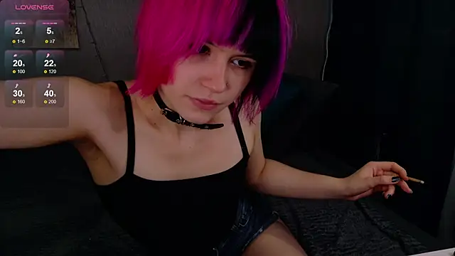 Snapshot of KikiMoor chatting on September 17, 2025, 3:19 am KikiMoor online show from September 17, 2025, 3:19 am