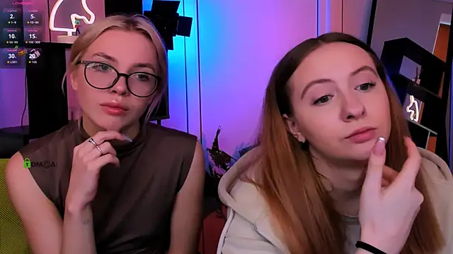 mila glow1 online show from November 18, 2025, 12:19 pm