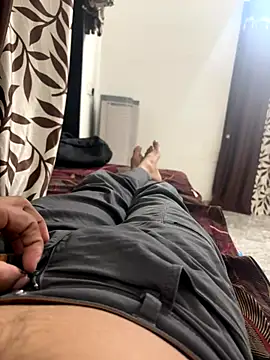 Snapshot of 1995Pk chatting on November 3, 2025, 1:37 pm 1995Pk online show from November 3, 2025, 1:37 pm