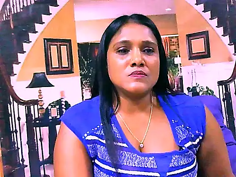 Snapshot of IndianSexyLady4u chatting on October 13, 2025, 5:58 pm IndianSexyLady4u online show from October 13, 2025, 5:58 pm