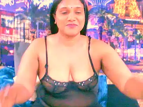IndianSexyLady4u online show from September 12, 2025, 3:56 pm