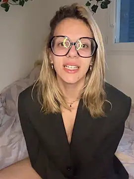 DouceAngela69 online show from March 3, 2026, 5:53 pm