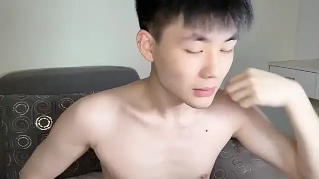 Snapshot of xiaoyang5200 chatting on October 15, 2025, 2:25 pm xiaoyang5200 online show from October 15, 2025, 2:25 pm