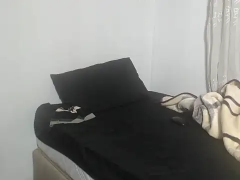 Snapshot of curveydickxx chatting on September 13, 2025, 6:08 pm curveydickxx online show from September 13, 2025, 6:08 pm