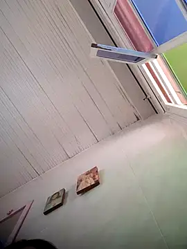 Snapshot of _anita_rojas chatting on October 5, 2025, 1:24 pm anita rojas online show from October 5, 2025, 1:24 pm