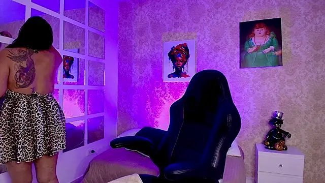 Snapshot of SecretObsession_Eup chatting on September 18, 2025, 3:53 am SecretObsession Eup online show from September 18, 2025, 3:53 am