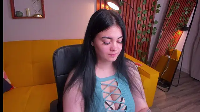 SandraEleson online show from September 24, 2025, 5:19 pm