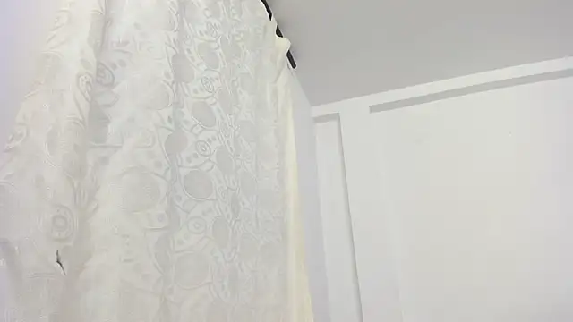 Snapshot of Ebony_danik chatting on September 27, 2025, 11:55 pm Ebony danik online show from September 27, 2025, 11:55 pm