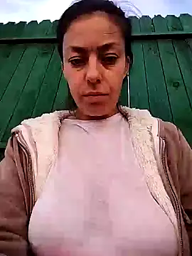 Snapshot of LenaBloomy chatting on October 30, 2025, 12:14 pm LenaBloomy online show from October 30, 2025, 12:14 pm