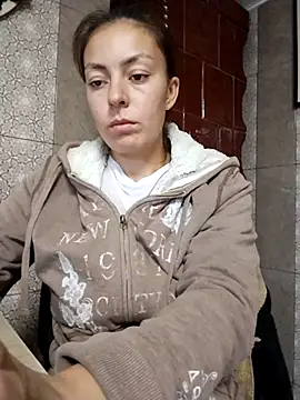 Snapshot of LenaBloomy chatting on October 14, 2025, 10:38 am LenaBloomy online show from October 14, 2025, 10:38 am