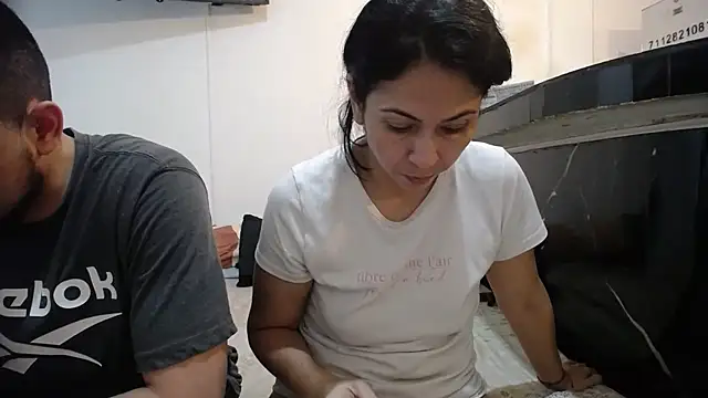 yohacriss online show from October 9, 2025, 9:48 pm