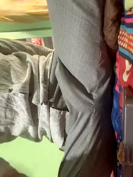 uniquesexyboy5689 online show from October 10, 2025, 5:52 am