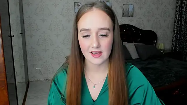 SabrinaCandi online show from November 10, 2025, 7:41 pm