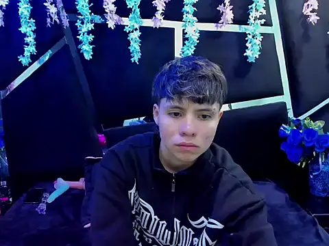 Snapshot of Bruno_Cruzz chatting on September 14, 2025, 2:34 am Bruno Cruzz online show from September 14, 2025, 2:34 am