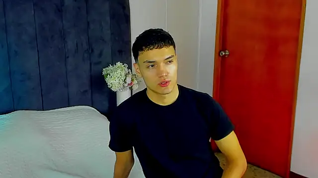 Jacksonflorez online show from September 11, 2025, 7:03 pm