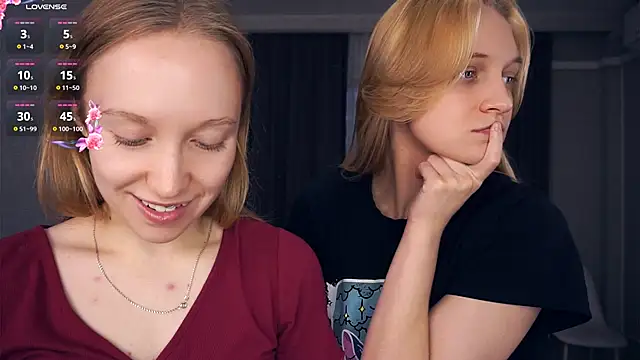 EarnestineGyllenband online show from October 16, 2025, 6:43 am