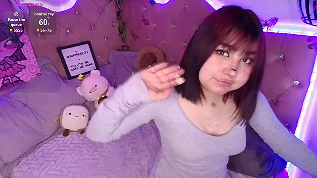 Snapshot of sophiievv chatting on October 14, 2025, 7:14 pm sophiievv online show from October 14, 2025, 7:14 pm