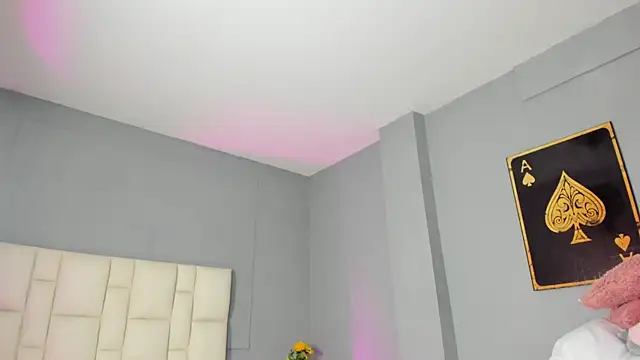 Snapshot of SammyRose_ chatting on February 17, 2026, 7:22 pm SammyRose online show from February 17, 2026, 7:22 pm